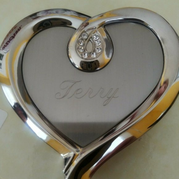 Things Remembered Heart Compact Mirror Swarovski - Picture 2 of 6